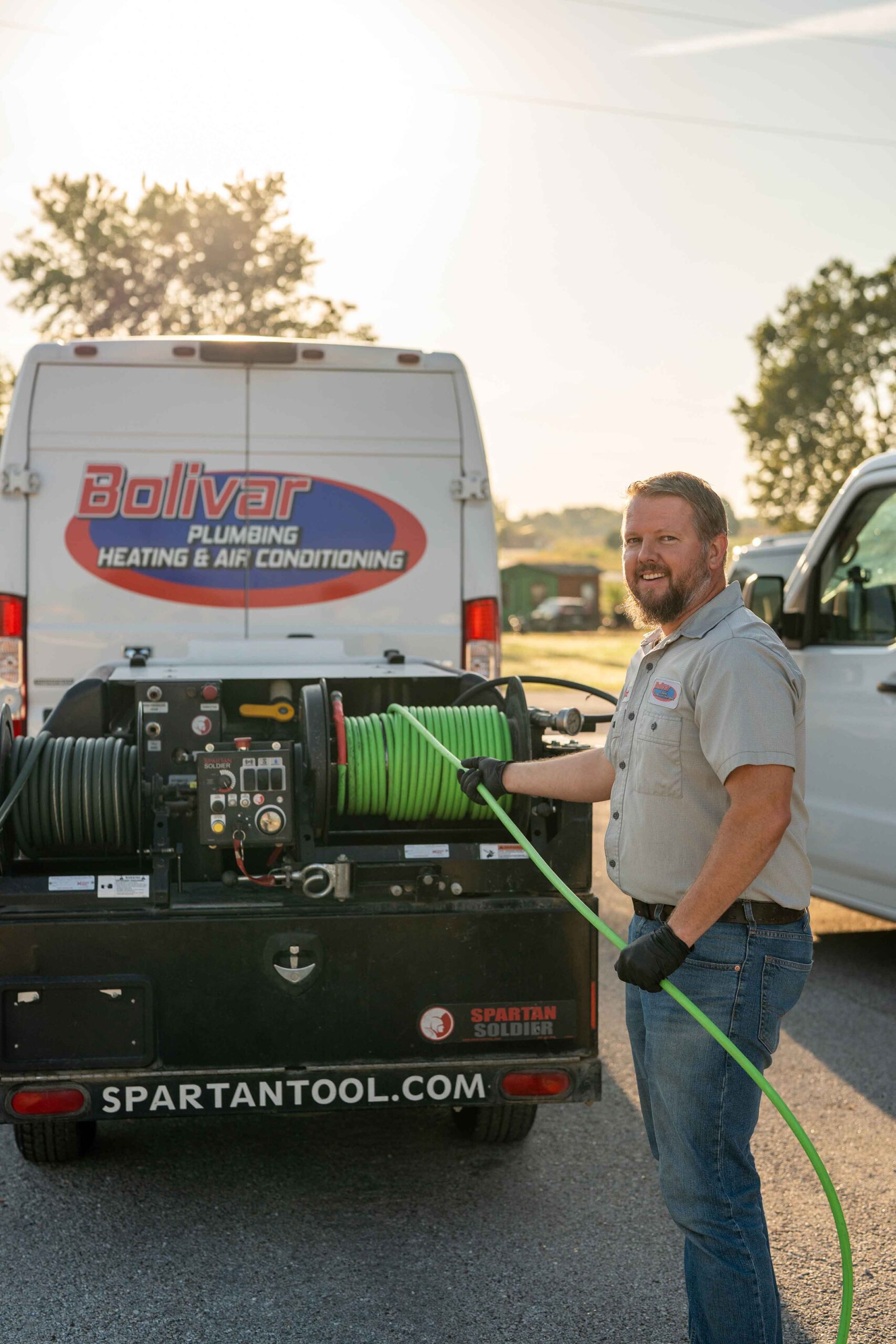 DSC08811_1 Bolivar Plumbing Worker
